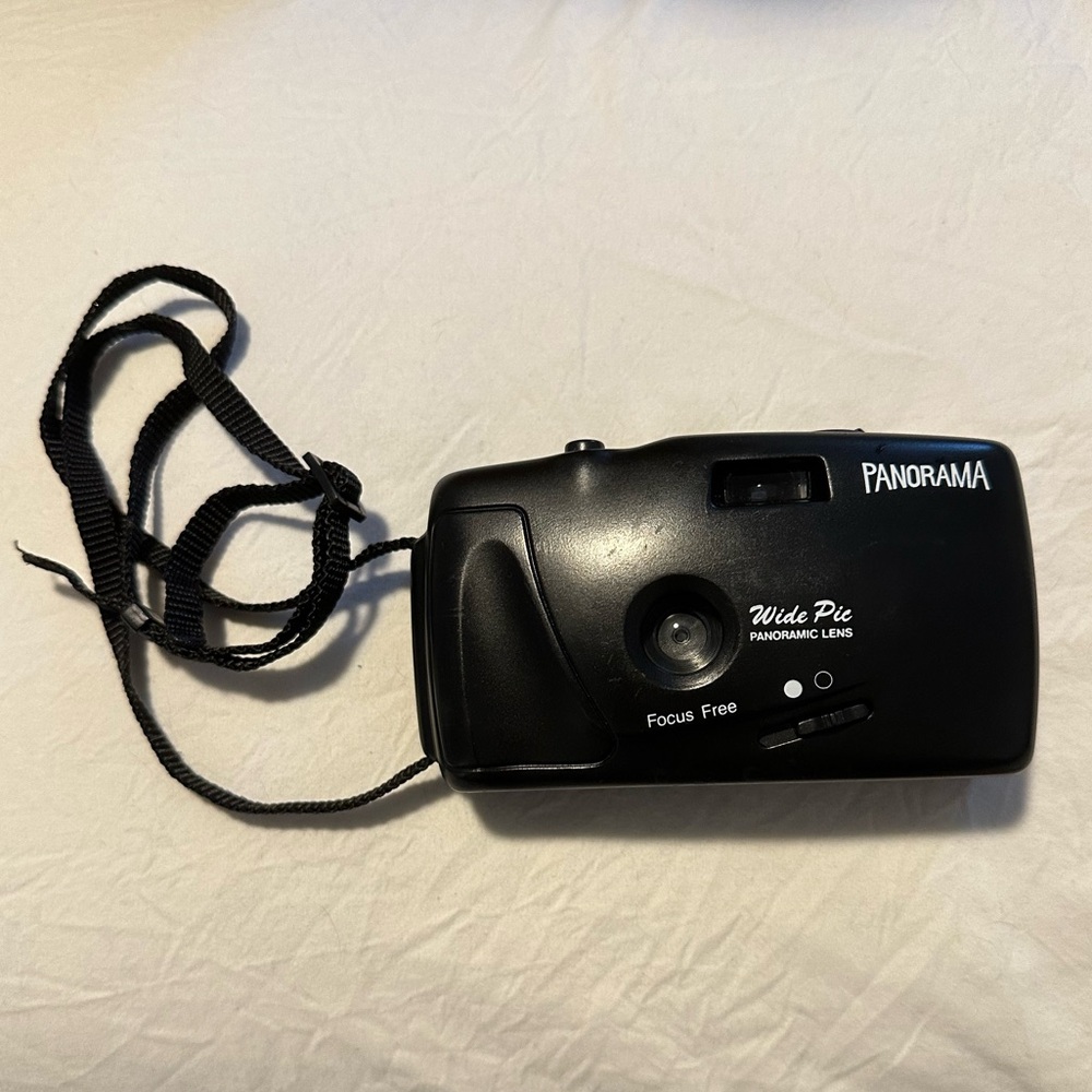 Panorama Wide Pic Point and Shoot 35mm Film Camera (working)
